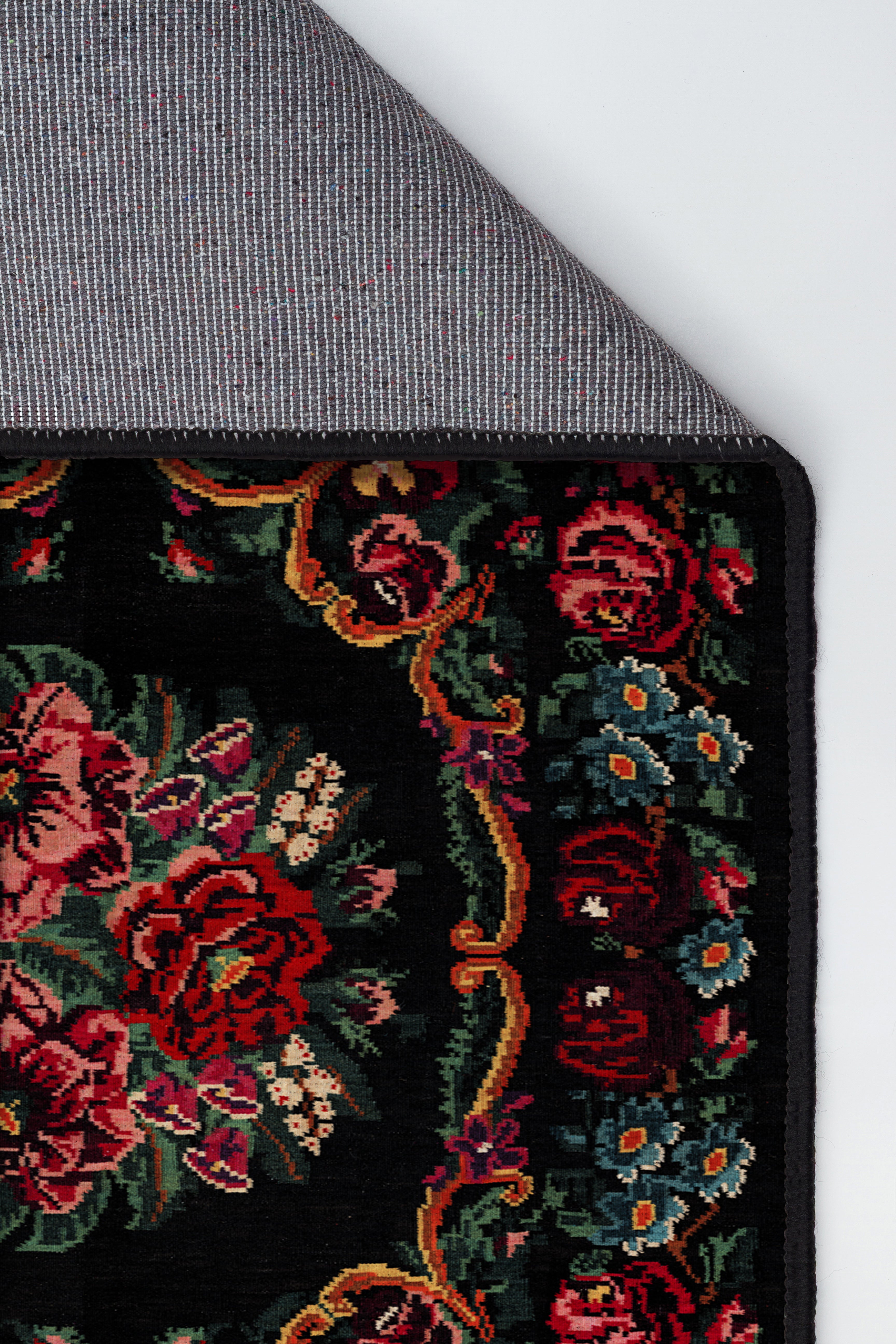 Arte DS065 - Chenille Rug
