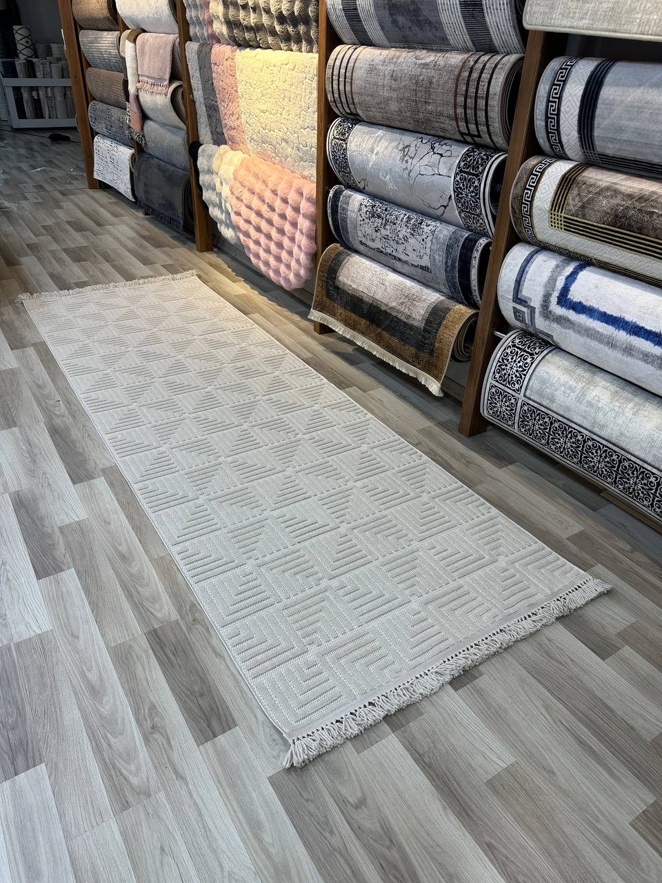 MİLAS L7 BEJ Kabartmalı Modern Geometrik Desenli Salon Koridor Mutfak Halısı-KP