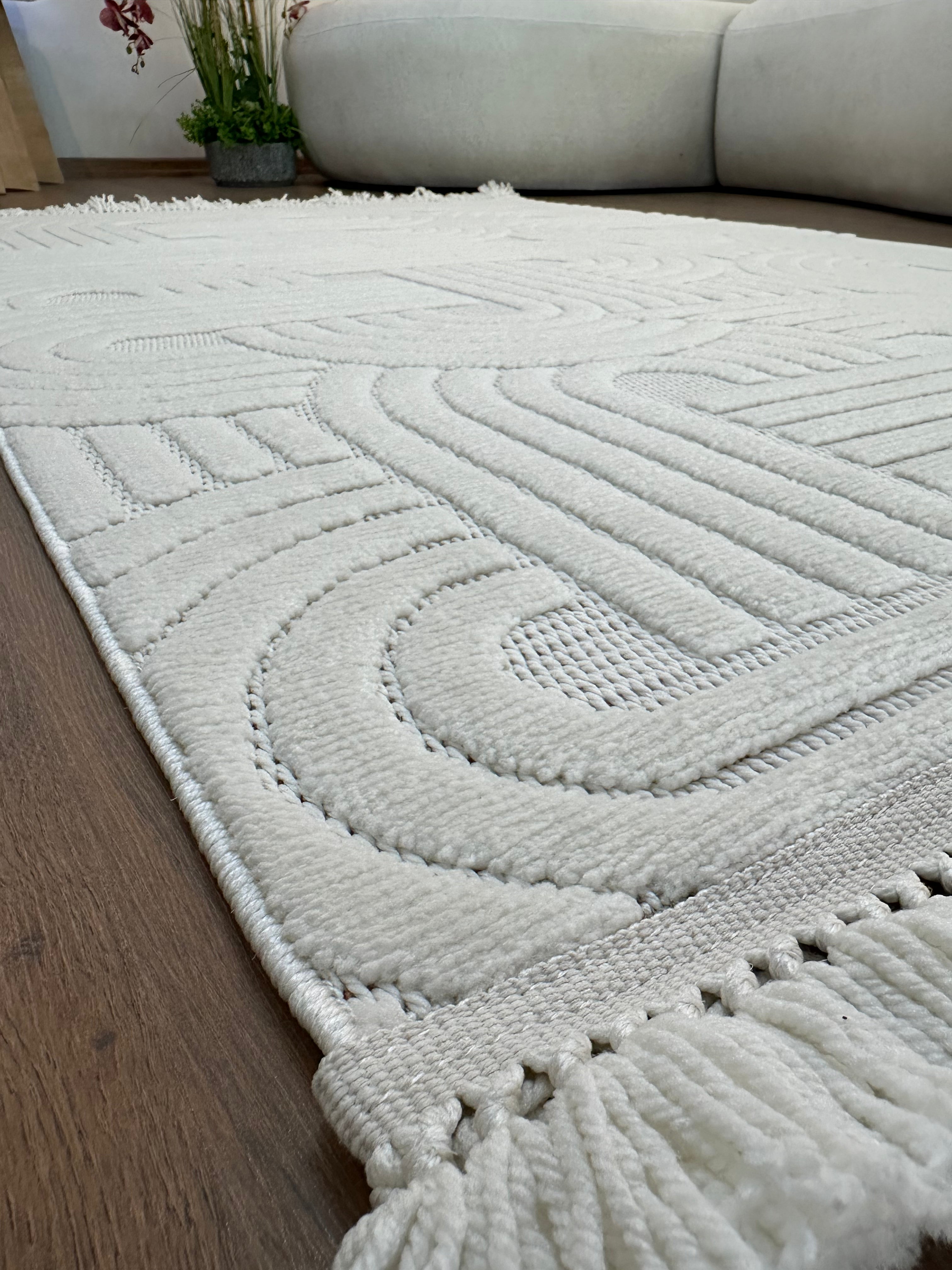 MİLAS C40 KREM Kabartmalı Kaymaz Taban Modern Geometrik Desenli Salon Koridor Mutfak Halısı-KP