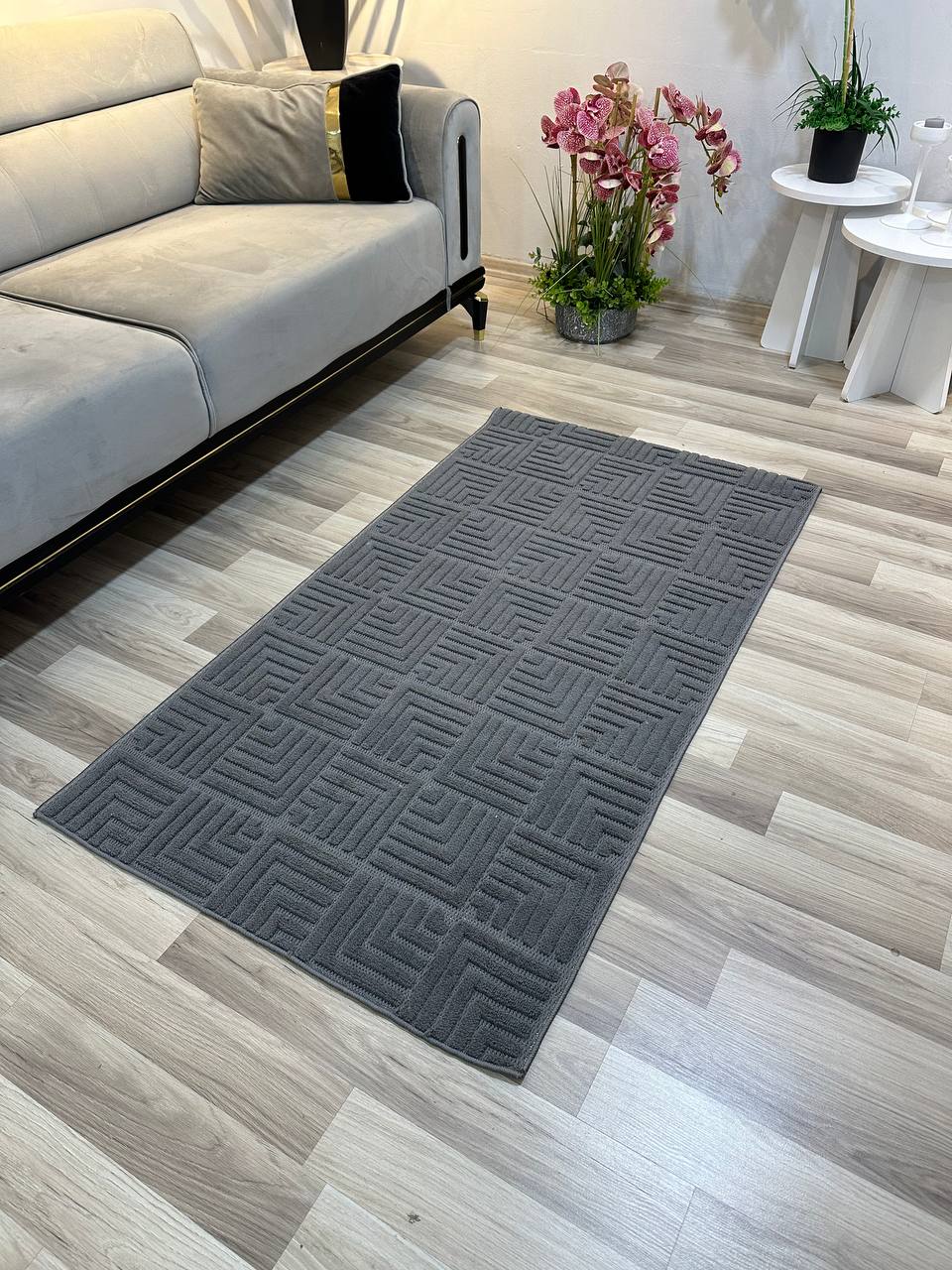 MİLAS KP-130 ANTRASİT Kabartmalı Kaymaz Taban Modern Geometrik Desenli Salon Koridor Mutfak Halısı-KP