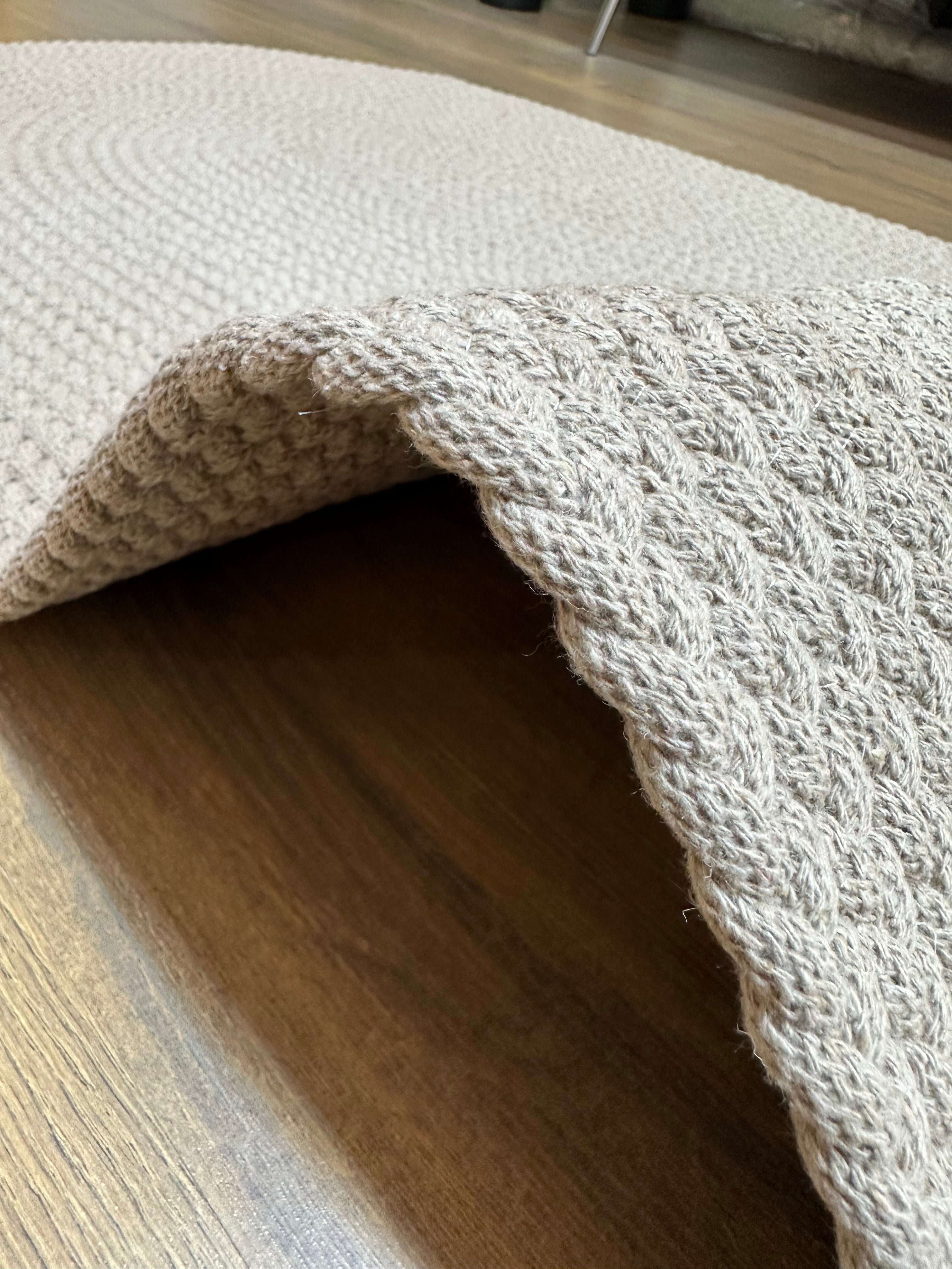 KNİTTED RUG 07 - Knitted Oval Rug