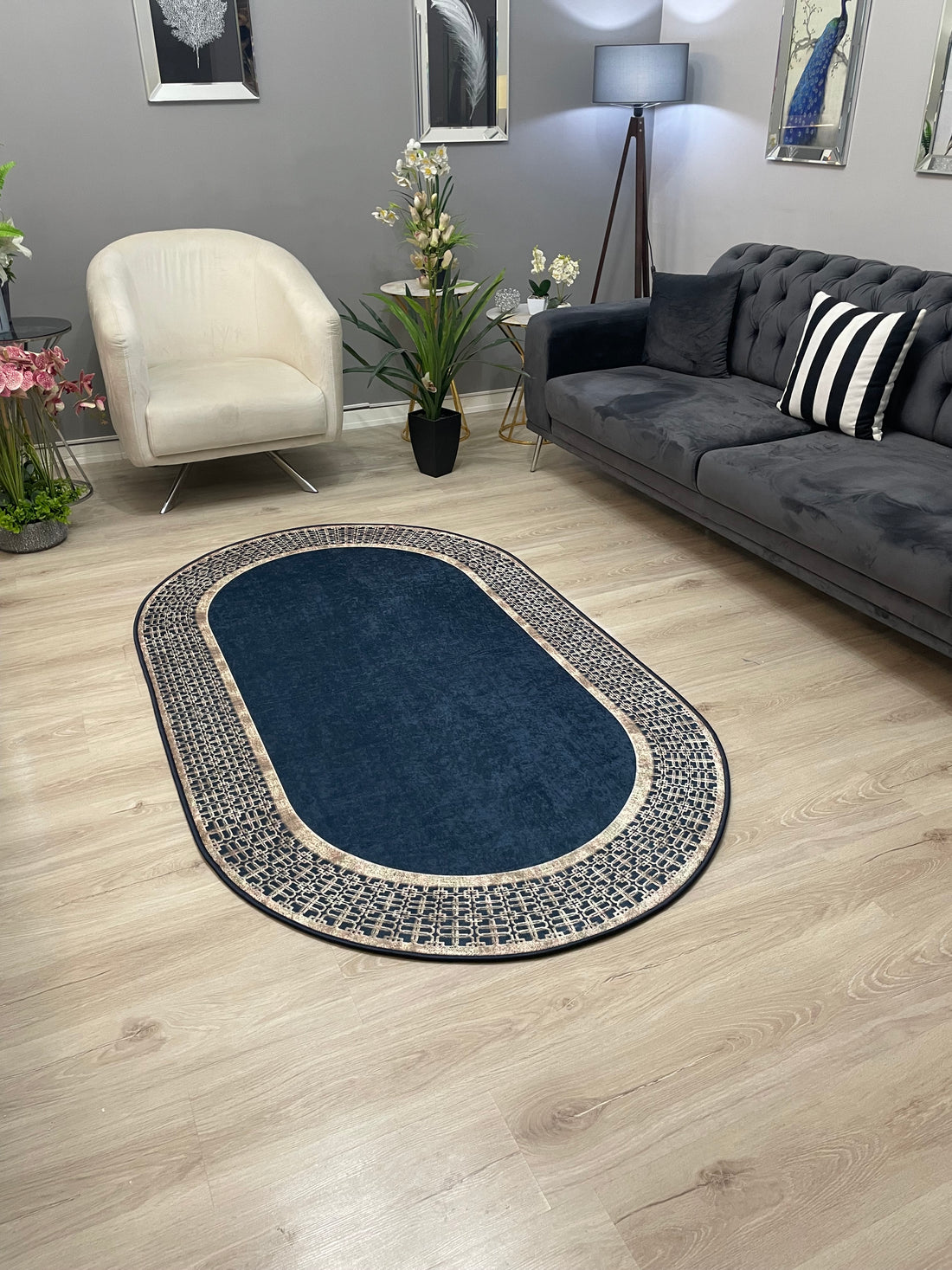 Menari Bold Lacivert