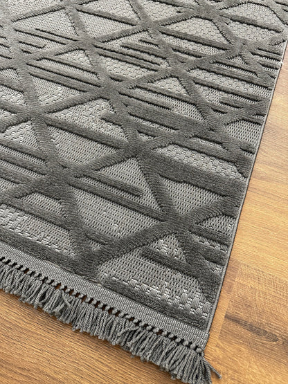 MİLAS C10-ANTRASİT Kabartmalı Modern Geometrik Desenli Salon Koridor Mutfak Halısı