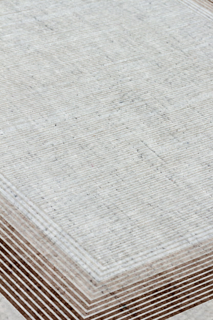 Arte M133-04 - Chenille Rug