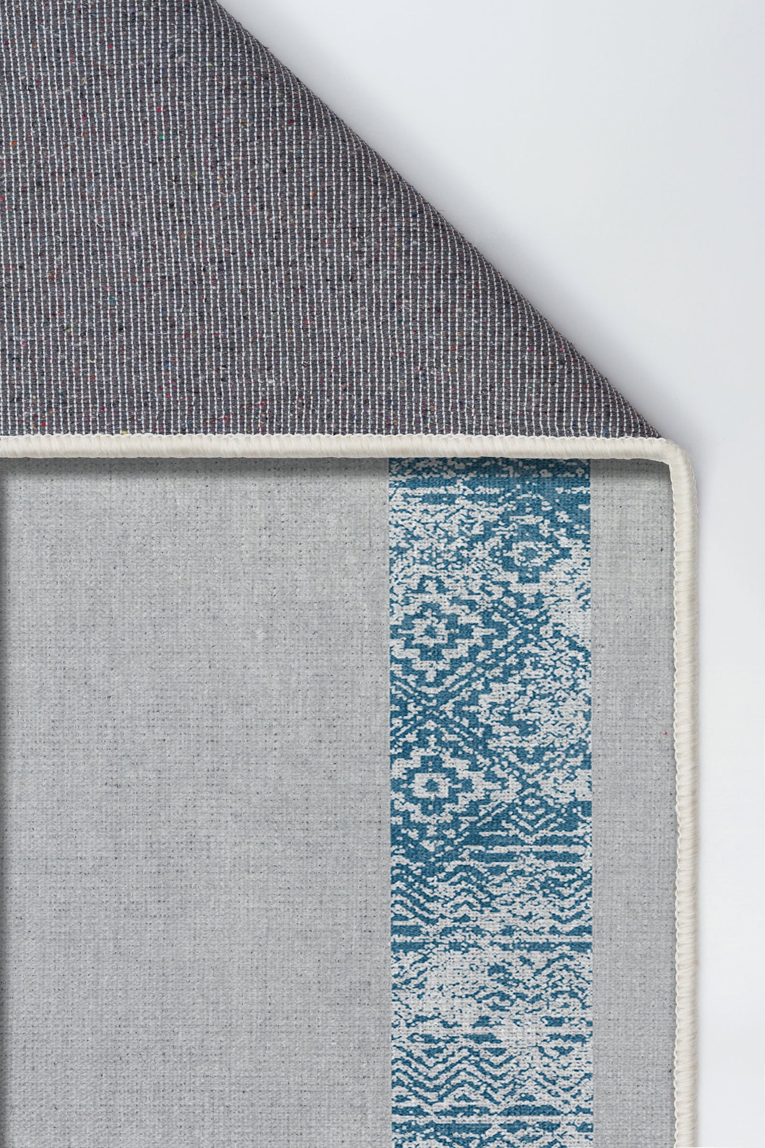 Arte M140-03 - Chenille Rug