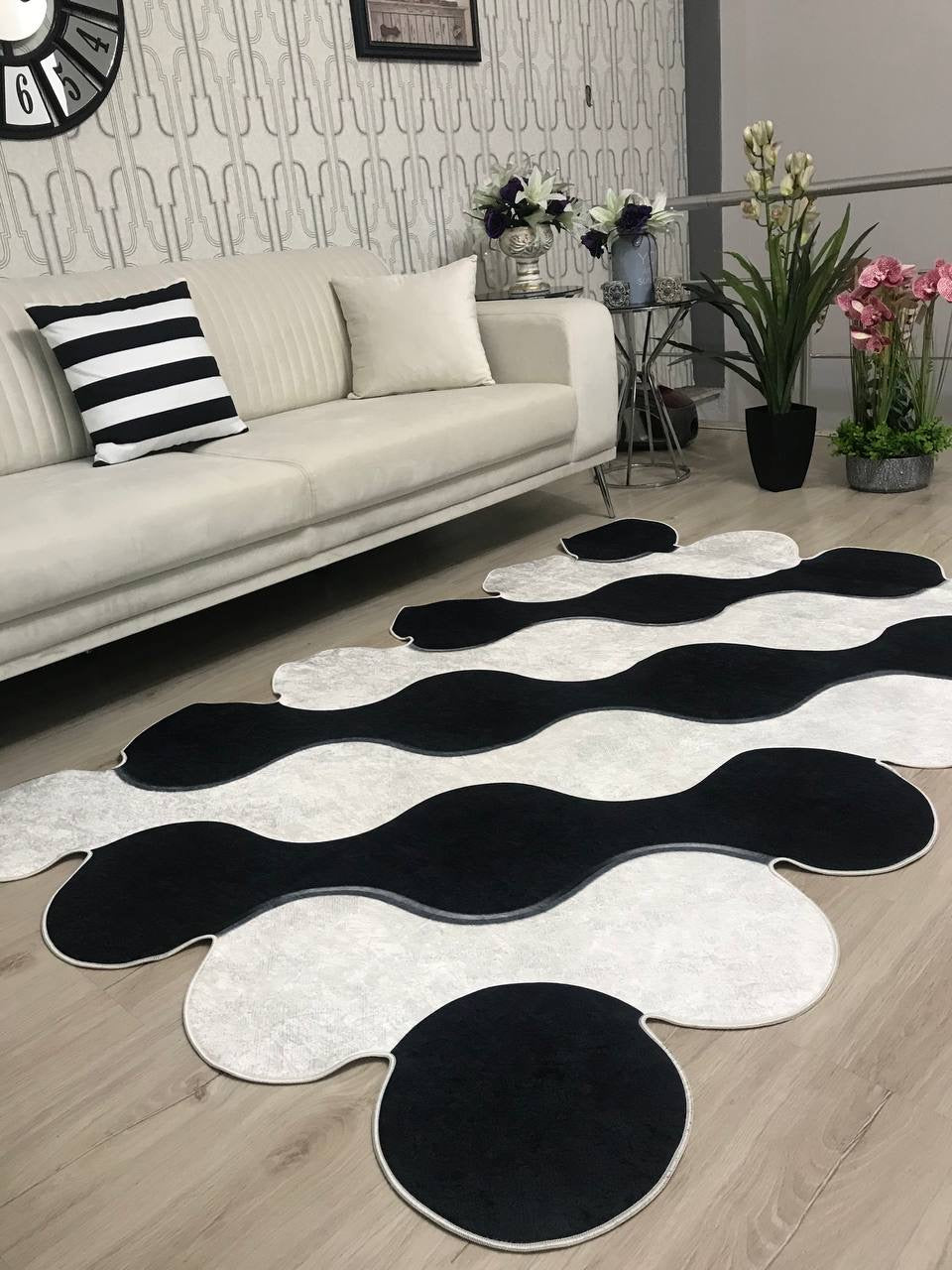 FORM SİYAH BEYAZ - %100 Pamuk Dokuma Taban Makinede Yıkanabilir Kaymaz Halı