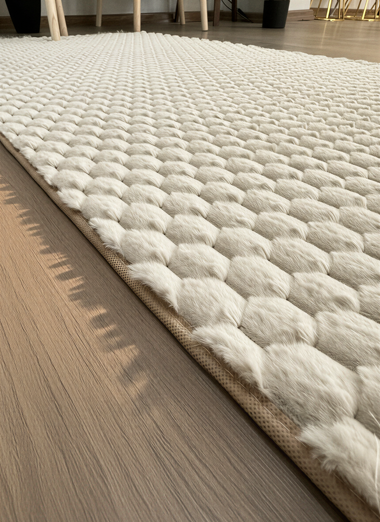TAVŞAN PETEK BEJ - Kaymaz Deri Taban Tavşan Shaggy Yatak Odası Oturma Odası Çocuk Odası Halısı